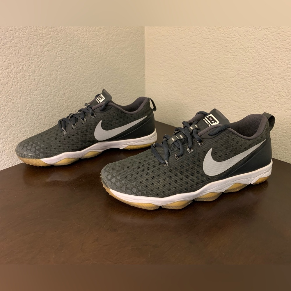 Nike Flywire Zoom Grey White 749362-002 Men’s Size 9